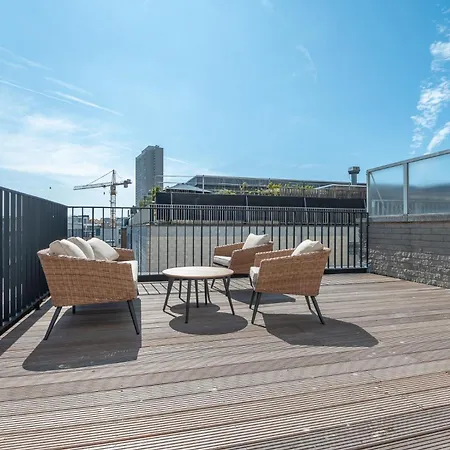 Bright For 2 With Spacious Terrace & Views Ostend